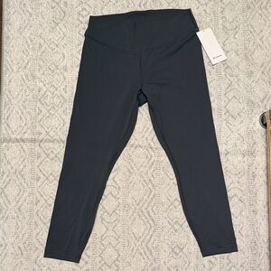 BNWT Lululemon Wunder Under Leggings